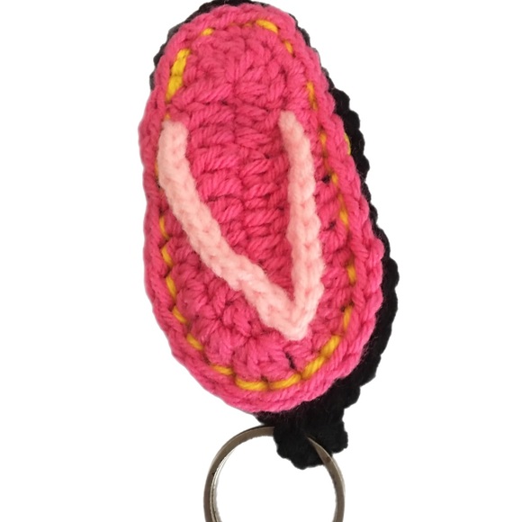Crochet Sandal Keychains - Picture 2 of 6